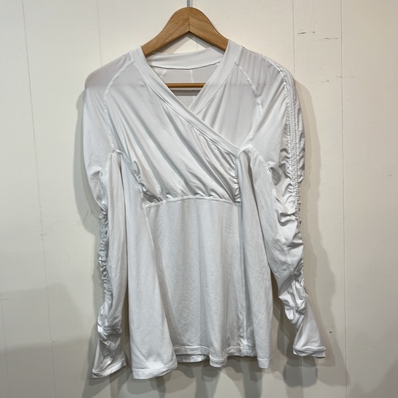 Lululemon Run: Sunbeam Pullover White M/ L - Picture 4 of 11